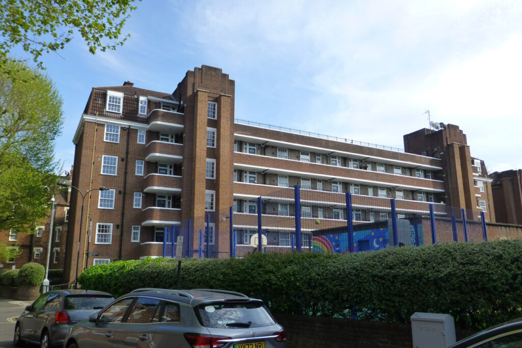 Expert Home Chartered Building Surveyor – North London Chartered Building Surveyor, arts and crafts / early modern flats